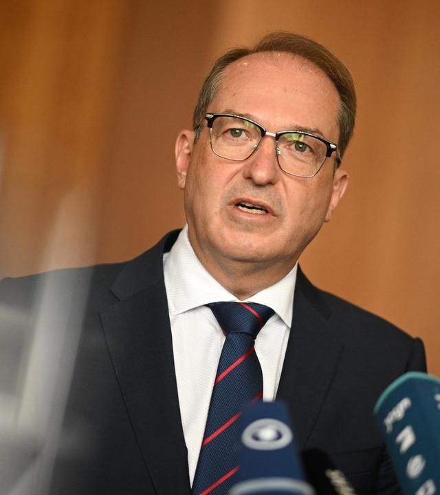 EU-Rückkehrverordnung: "Wichtiger Schritt zur Neuordnung der Migrationspolitik"