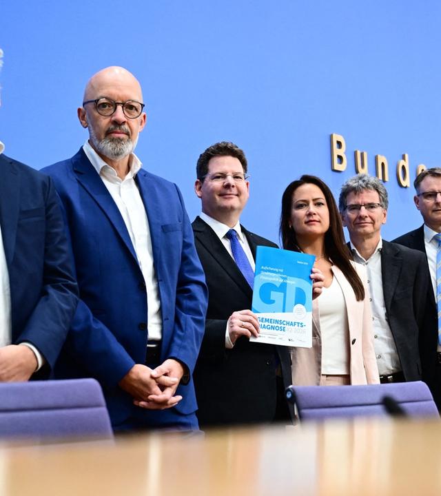 Herbstprognose: Deutsche Wirtschaft wächst, aber Strukturprobleme