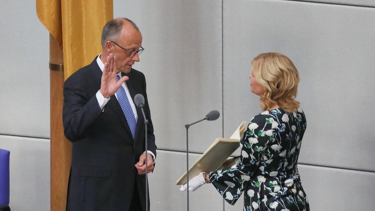 Kanzlerwahl im zweiten Anlauf