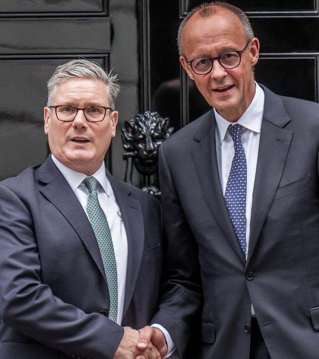 Merz und Starmer unterzeichnen Freunschaftsvertrag