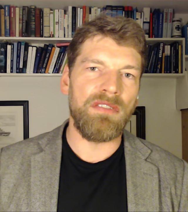 Moritz Brake zu iranischen Schifffahrtsstraßen: Schwäche der US-Marine seien Minen