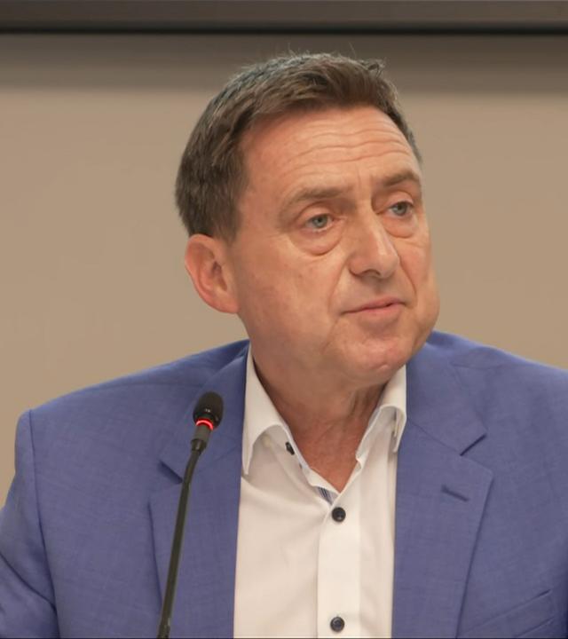 Oliver Blatt (Vors. GKV-Spitzenverband) zur Pflege