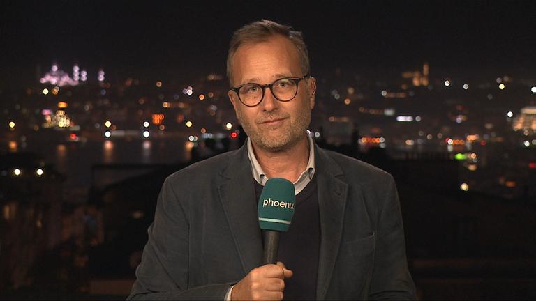 Pabst Leo XIV.: "Er will Friedensbotschafter sein"