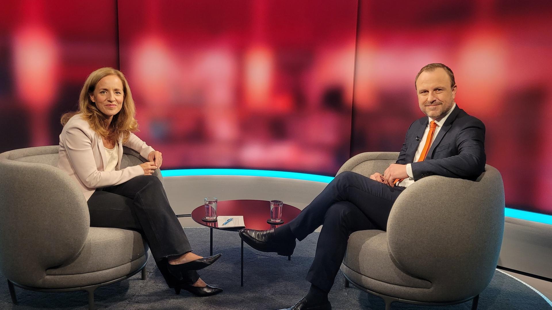 Peter R. Neumann zu Gast bei Eva Lindenau