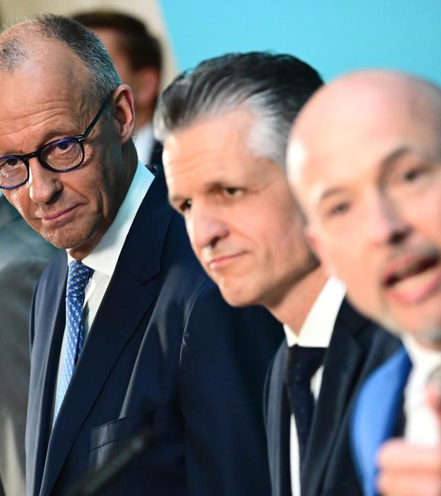 Pressekonferenz nach CDU/CSU-Fraktionssitzung