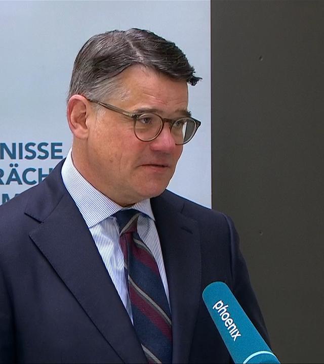 Rhein zu Reformen: "Jetzt geht Sorgfalt vor Schnelligkeit"