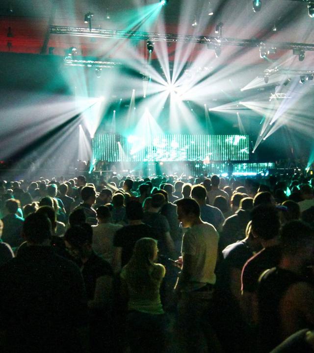 Tausende Besucher bei einem Electronic Music Festival (2016)