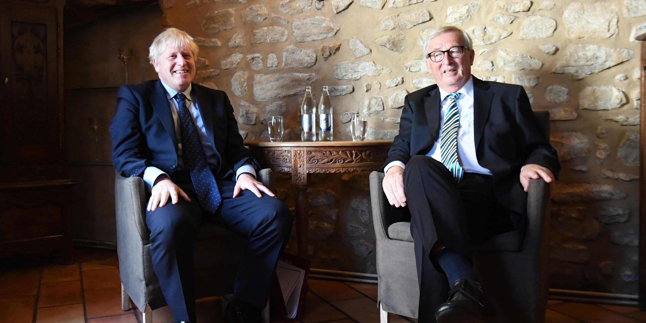 Boris Johnson und Jean-Claude Juncker.
