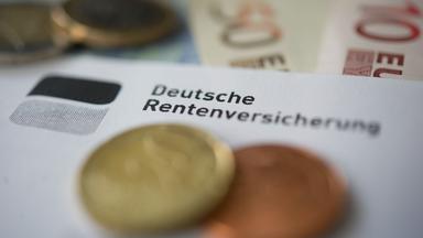 Das Renteneintrittsalter könnte langfristig steigen. Symbolbild