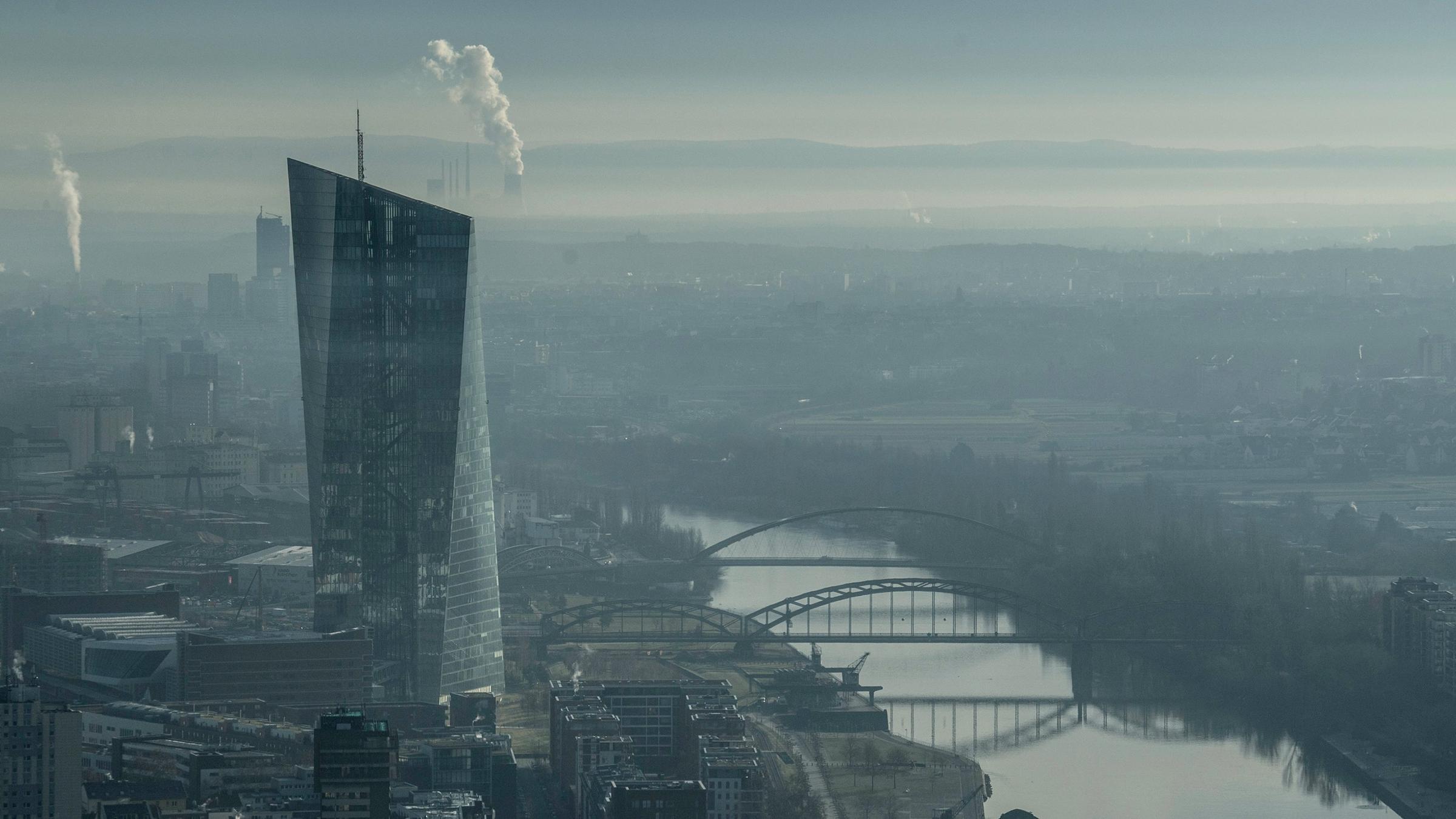 Die Zentrale der EZB in Frankfurt am Main. Archivbild