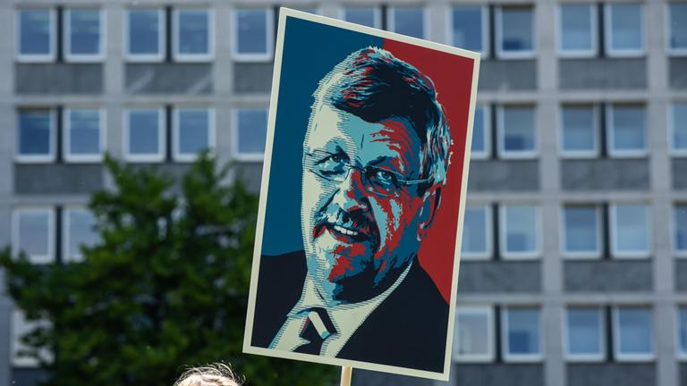 Gedenken an Walter Lübcke in Kassel.