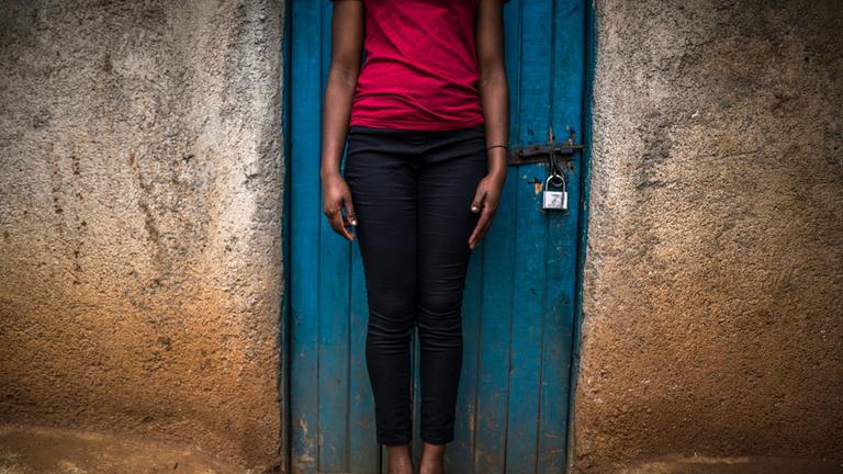 Genitalverstümmelung bei Mädchen kann massive Folgen haben.Symbol