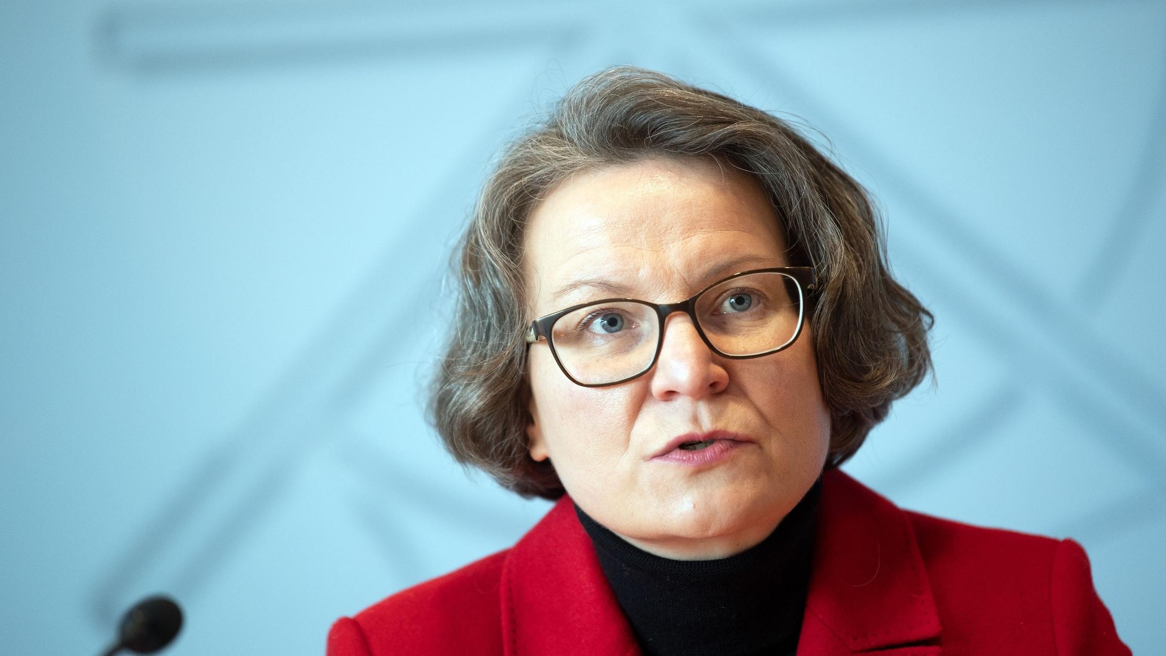 Ina Scharrenbach, NRW-Bauministerin. Archivbild