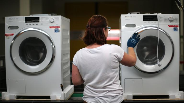 Miele will mehr als 1.000 Stellen abbauen. Archivbild