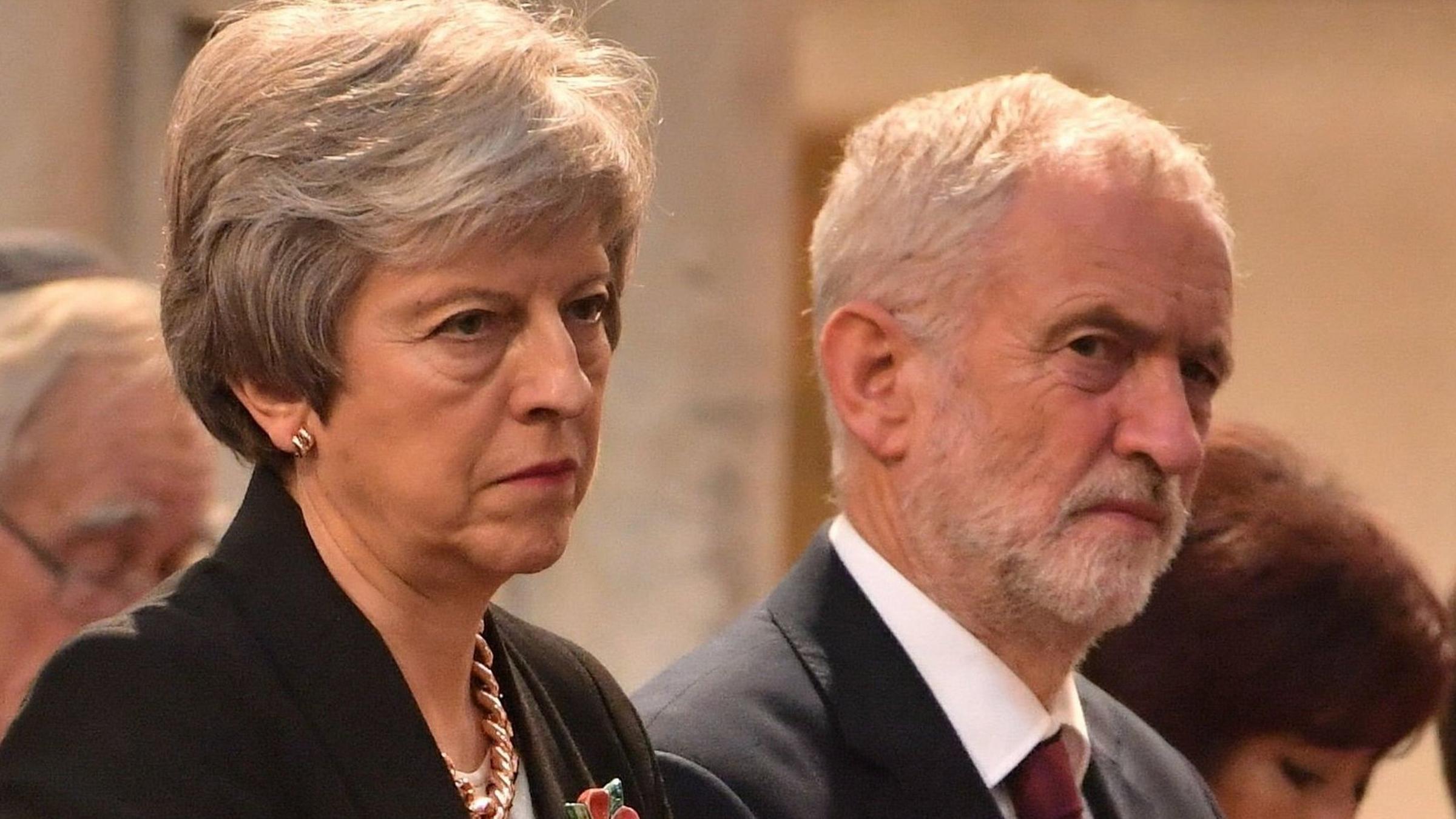 Premierministerin Theresa May und Labour-Chef Corbyn. Archivbild