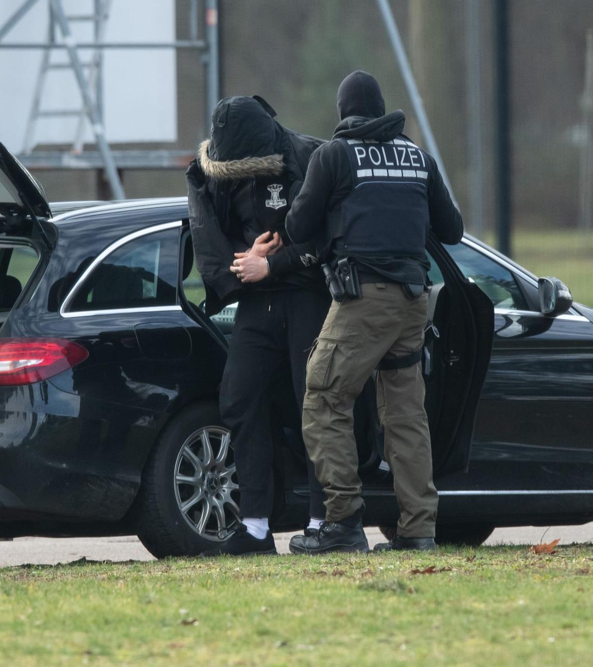 Terrorverdächtiger wird zum Bundesgerichtshof gebracht. Archiv