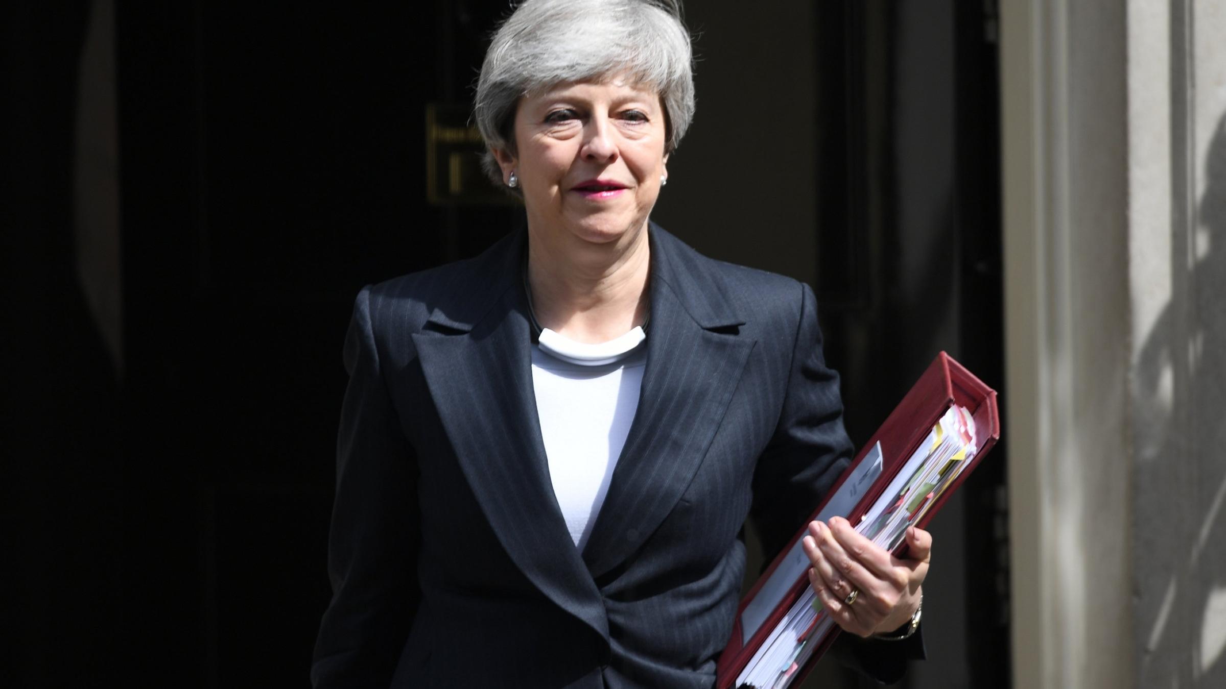 Theresa May in ihrem Amtssitz Dwoning Street (Archiv).