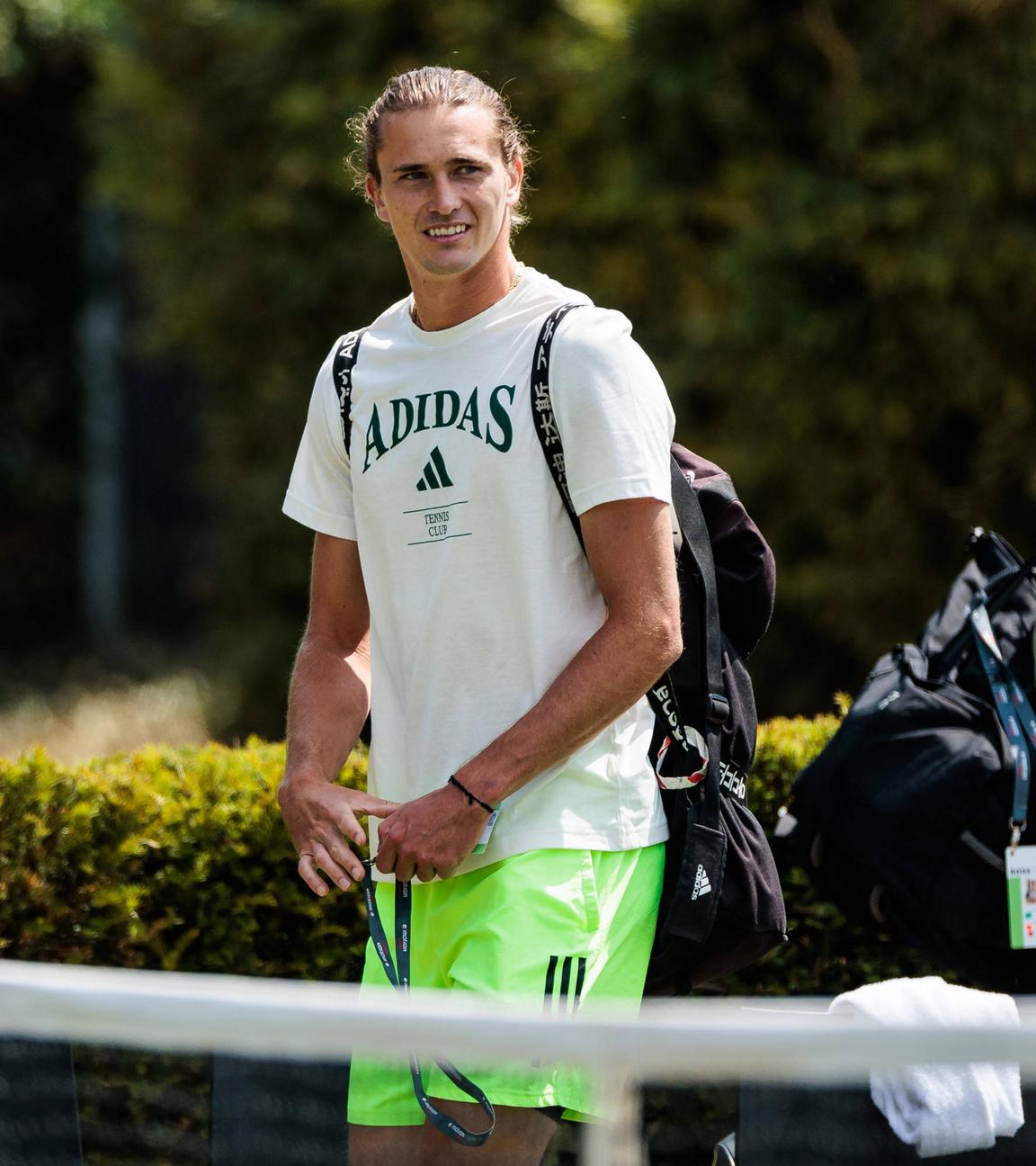 Alexander Zverev am 10. Juni 2025 vor einer Trainingseinheit rund um das ATP-Turnier in Stuttgart.
