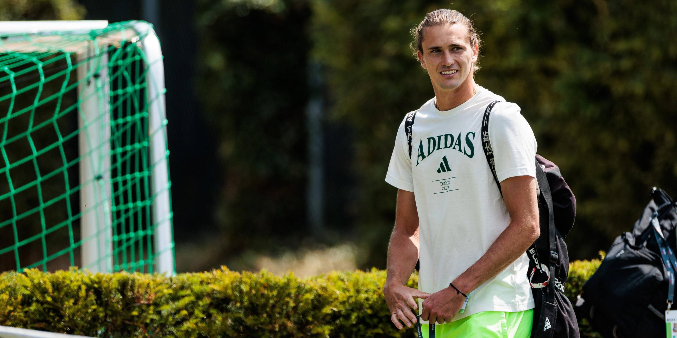 Alexander Zverev am 10. Juni 2025 vor einer Trainingseinheit rund um das ATP-Turnier in Stuttgart.
