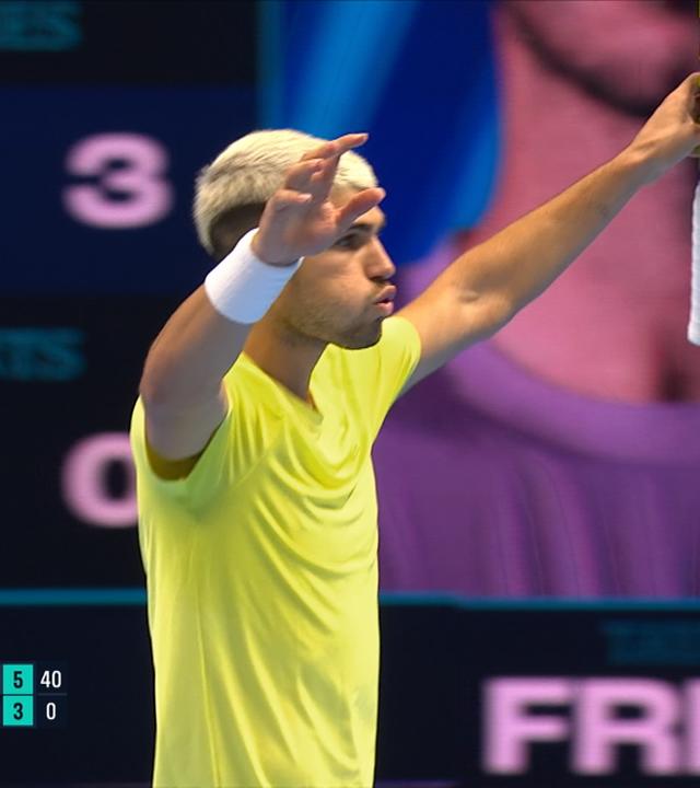 Tennis: Alcaraz mit Mühe gegen Fritz