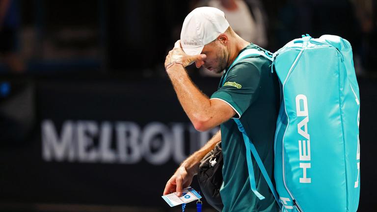 Tennis Australian Open: Jan-Lennard Struff reagiert enttäuscht.