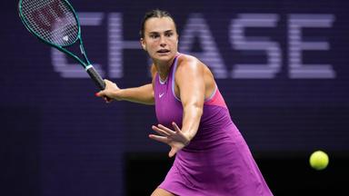 Aryna Sabalenka aus Belarus in Aktion beim Finale der US-Open.