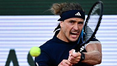 Tennis: Alexander Zverev bei den French Open in Paris.