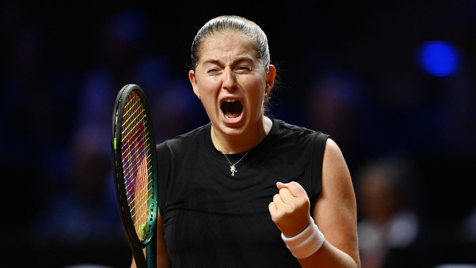 Tennisspielerin Jelena Ostapenko jubelt