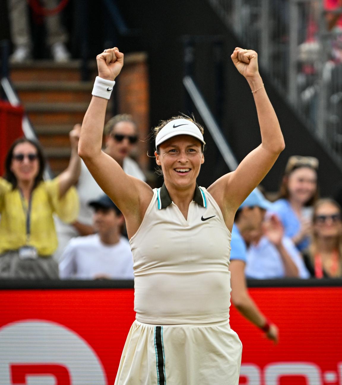 Deutschlands Tatjana Maria jubelt nach ihrem Sieg beim Queens Club gegen Amanda Anisimova aus den USA.