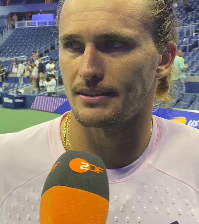 Alexander Zverev im Interview nach seinem Sieg bei den US Open gegen Lorenzo Sonego.