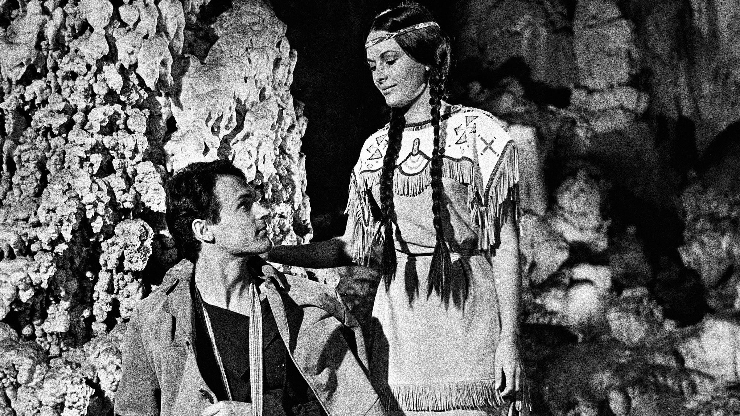 Archiv: Terence Hill und Karin Dor in Winnetou II, 1964
