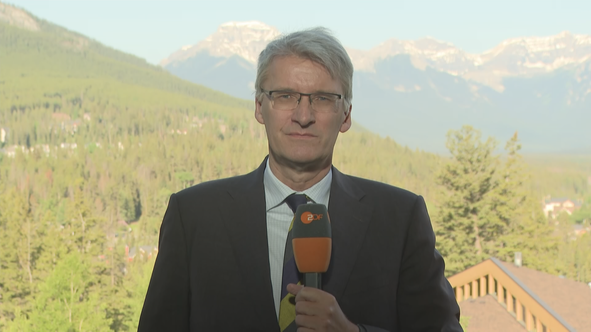 ZDF-Korrespondent Elmar Theveßen in Kananaskis