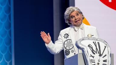 Thomas Becker als "Zeitgeist"