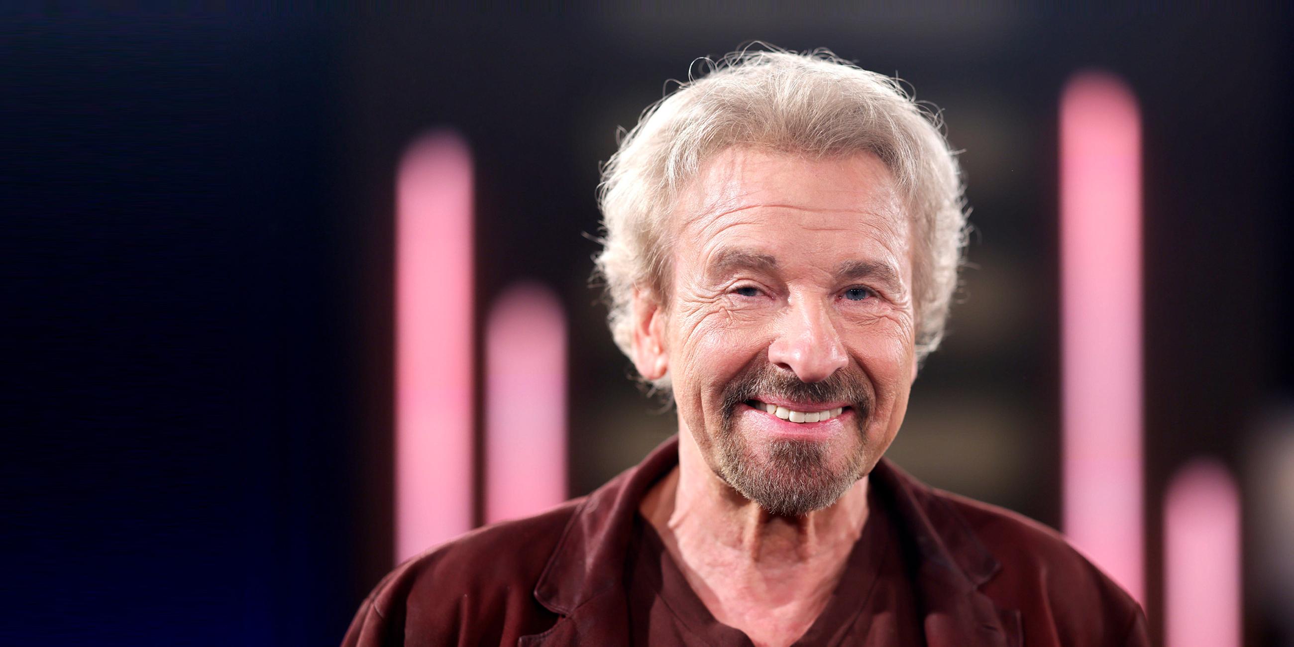 Moderator Thomas Gottschalk bei der Aufzeichnung der WDR-Talkshow 'Kölner Treff' im WDR Studio BS 3. Köln am 11.10.2024