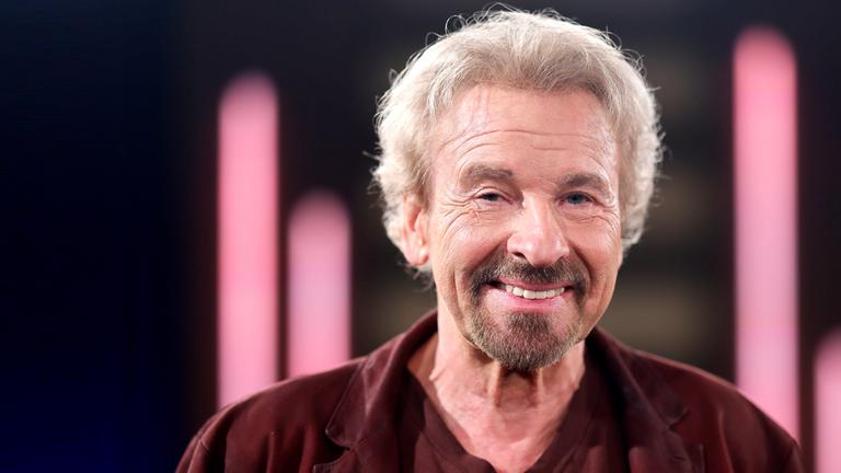 Moderator Thomas Gottschalk bei der Aufzeichnung der WDR-Talkshow 'Kölner Treff' im WDR Studio BS 3. Köln am 11.10.2024