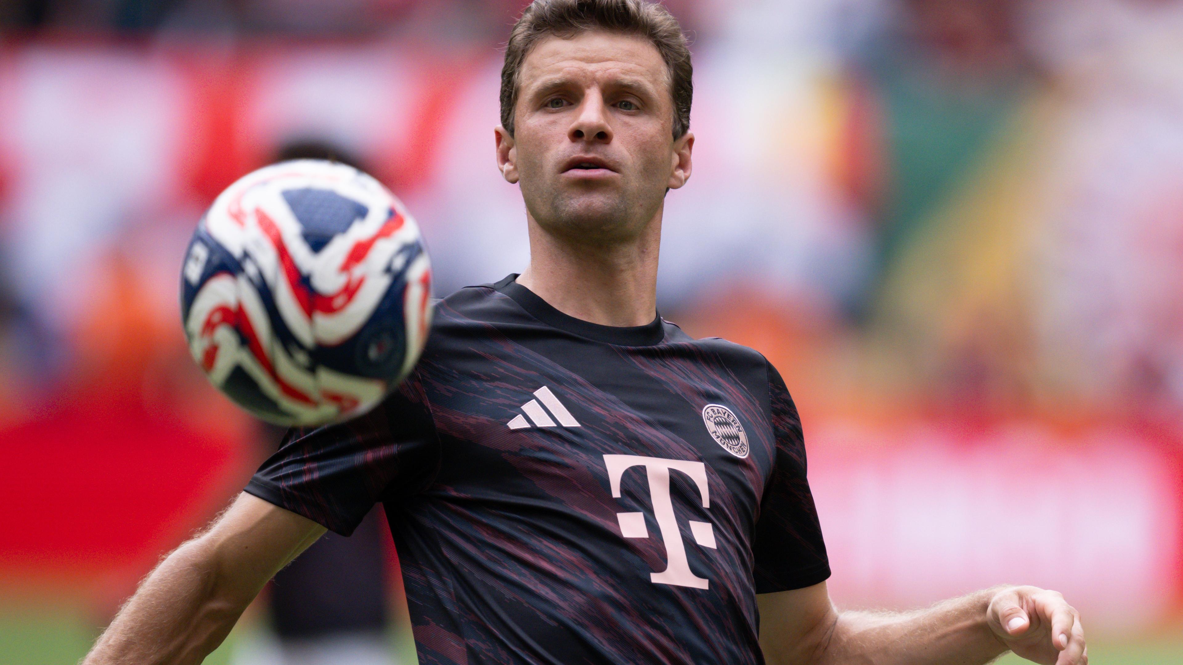 Klub-WM, Flamengo - Bayern München, Achtelfinale im Hard Rock Stadium. Thomas Müller beim Aufwärmtraining