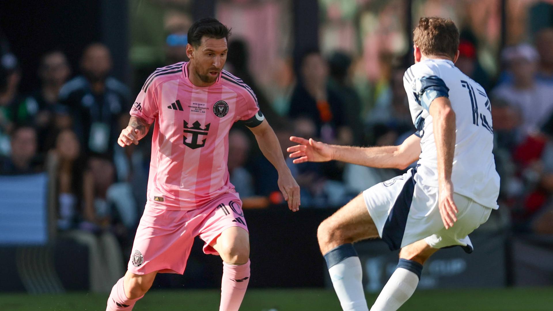 Lionel Messi und Thomas Müller am 06.12.25