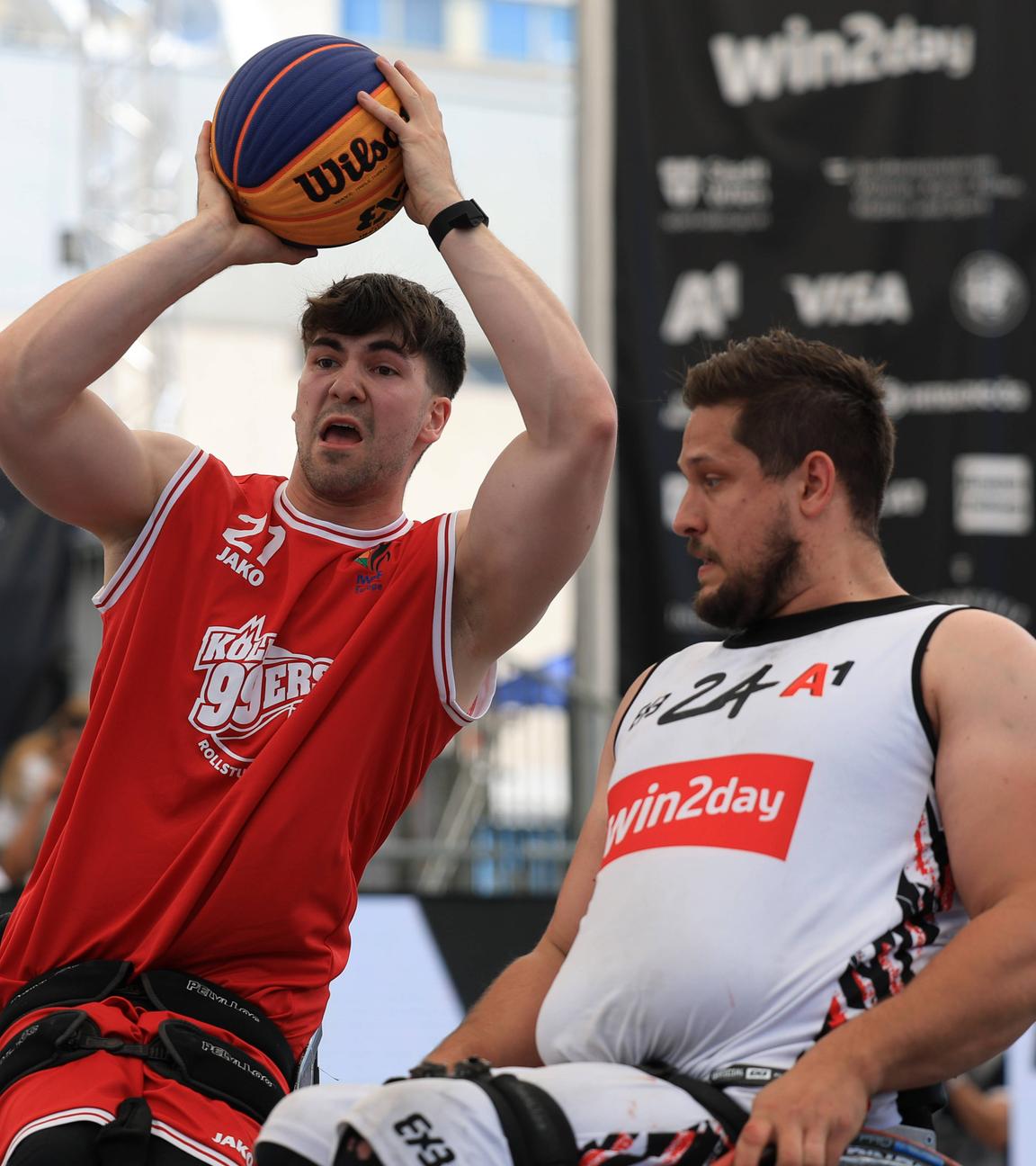 Thomas Reier (m) in Aktion bei der World Tour in Wien 