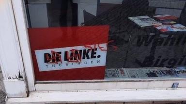 Nach diversen Attacken auf Gebäude von Politikern in Thüringen ermittelt der Staatsschutz.
