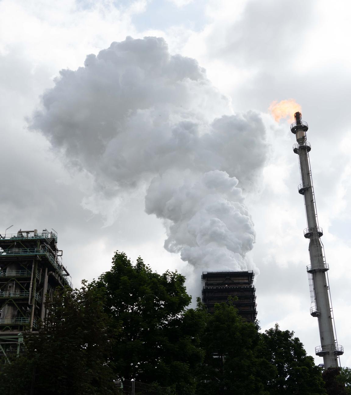 Das Stahlwerk von ThyssenKrupp Steel in Duisburg