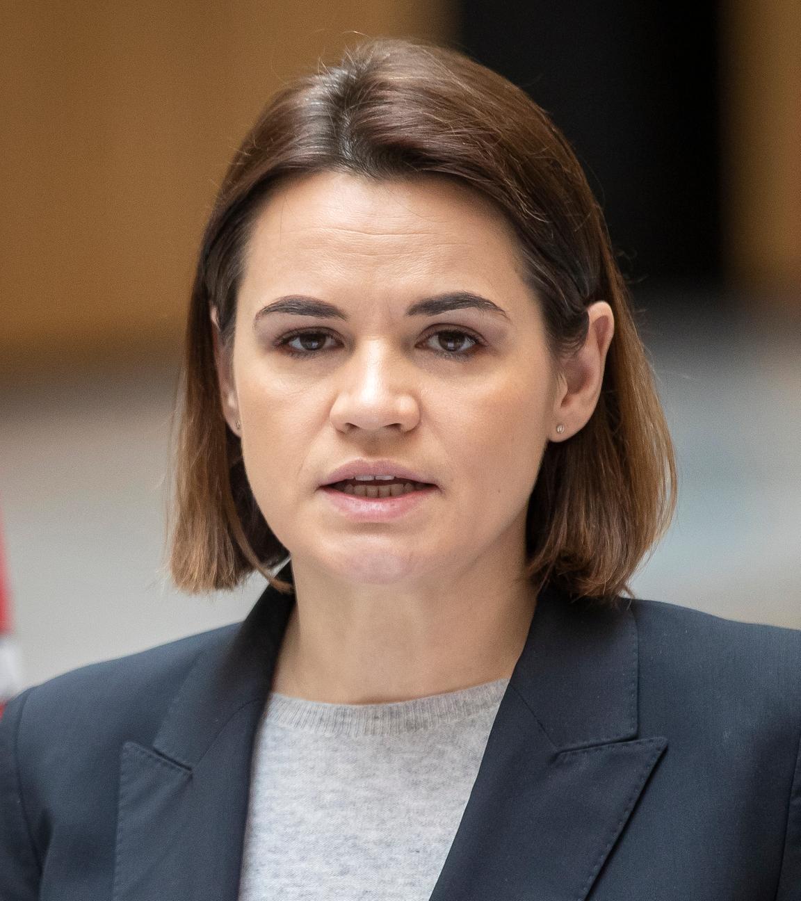 Swetlana Tichanowskaja, belarussische Oppositionsführerin, spricht während einer Pressekonferenz.