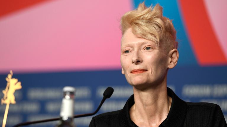 Berlinale 2025: Tilda Swinton bei der Pk zur Verleihung des Goldenen Ehrenbären