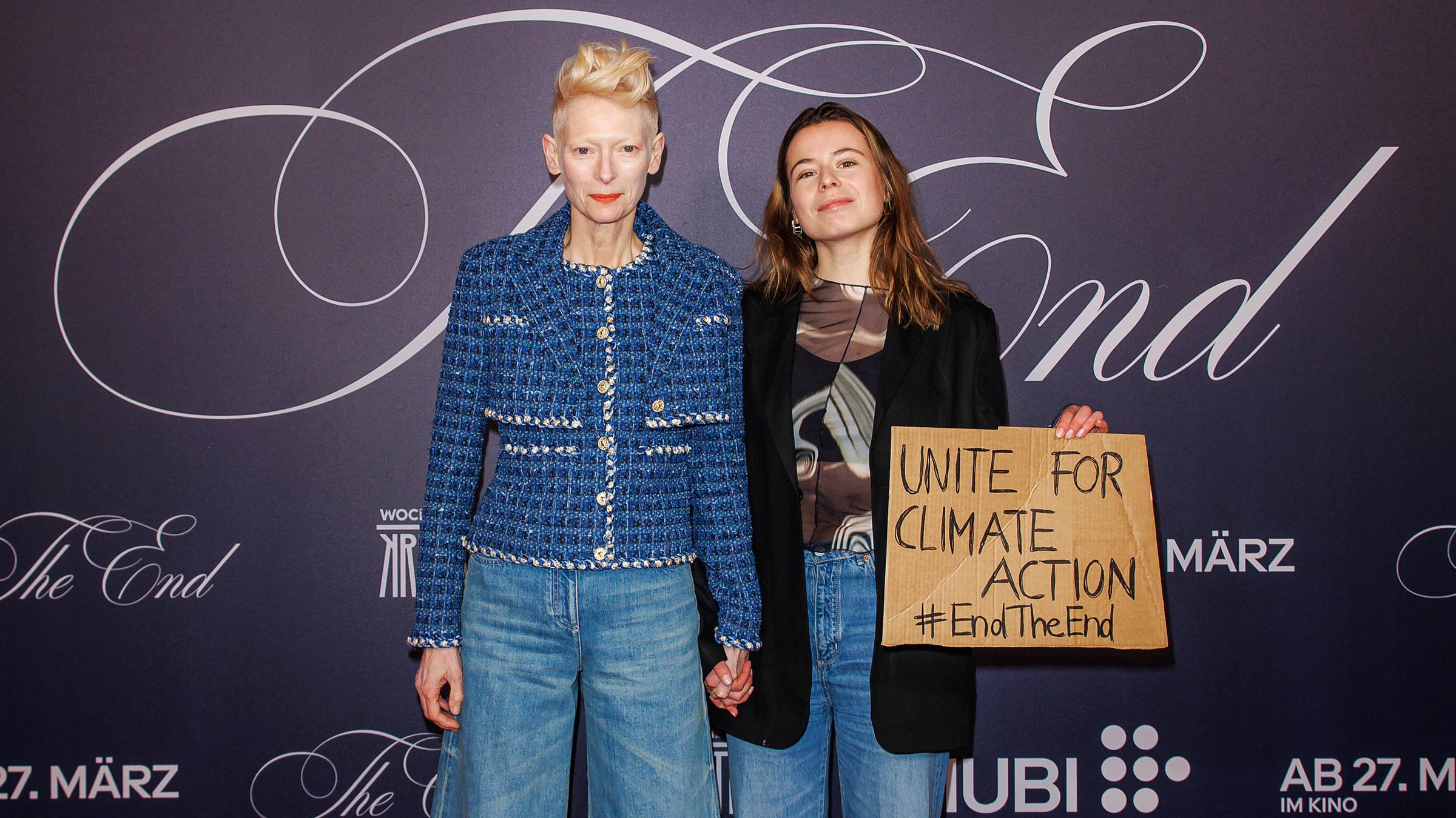 Tilda Swinton und Luisa Neubauer, aufgenommen am 16.02.2025in Berlin