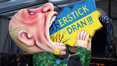 "Satire tut weh": Jacques Tillys Figuren stören Putin