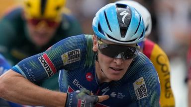 Tim Merlier gewinnt die 12. Etappe der 113. Tour de France.