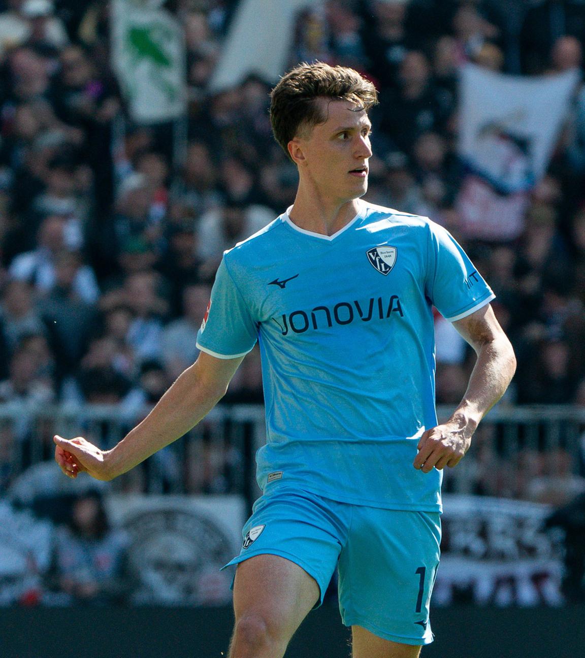 Tim Oermann vom VFL Bochum beim Spiel der 1. Bundesliga gegen FC Sankt Pauli am 17.05.2025