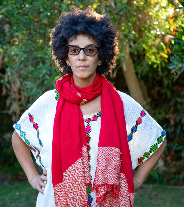 : Die undatierte, von der Right Livelihood Foundation veröffentlichte, Aufnahme zeigtdDie US-Informatikerin Timnit Gebru, , Preisträgerin des Stockholmer Right Livelihood Award.