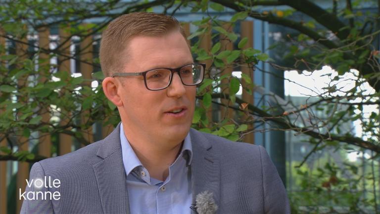 Thomas Müther (ADAC) im Gespräch bei "Volle Kanne"