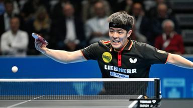 Dang Qiu (Düsseldorf) im Viertelfinale der Team-Europameisterschaften im Tischtennis in Zadar, Kroatien, am 17.10.2025.