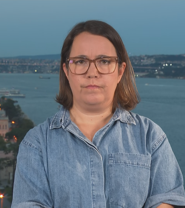 ZDF-Korrespondentin Phoebe Gaa im Interview mit ZDFheute live